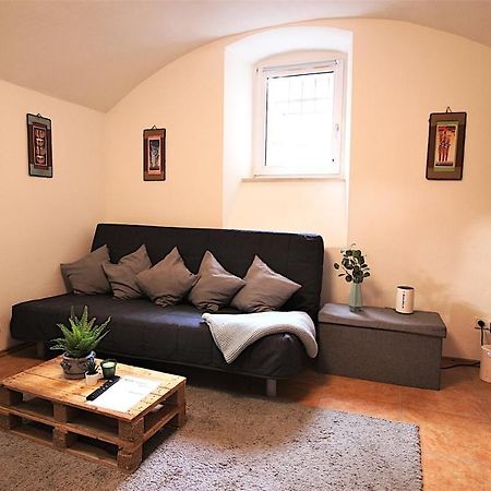 Xxx Fully Equipped Apartment Near Main Station! 维尔茨堡 外观 照片