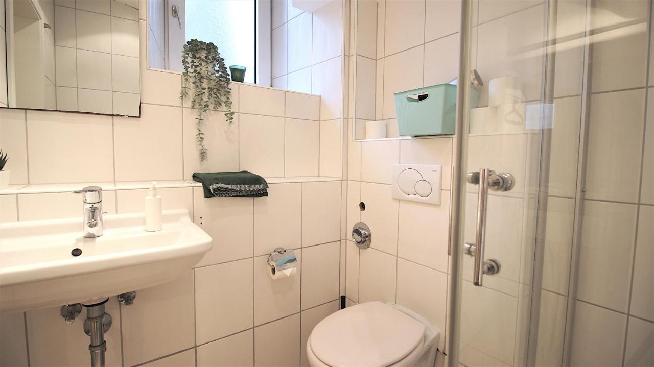 Xxx Fully Equipped Apartment Near Main Station! 维尔茨堡 外观 照片