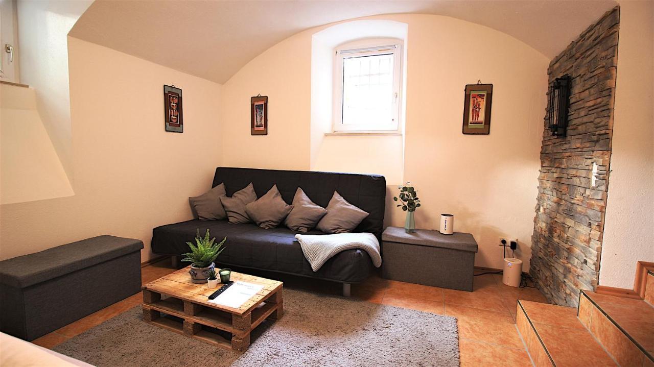 Xxx Fully Equipped Apartment Near Main Station! 维尔茨堡 外观 照片