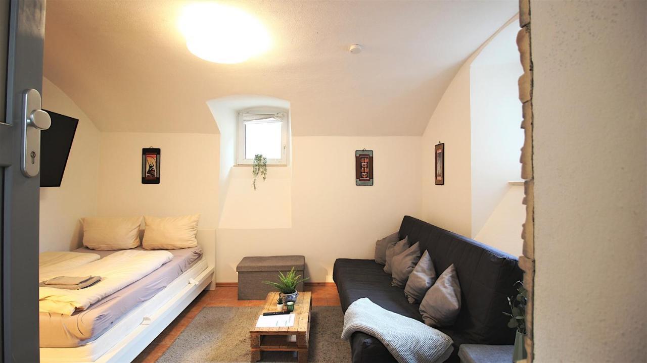 Xxx Fully Equipped Apartment Near Main Station! 维尔茨堡 外观 照片